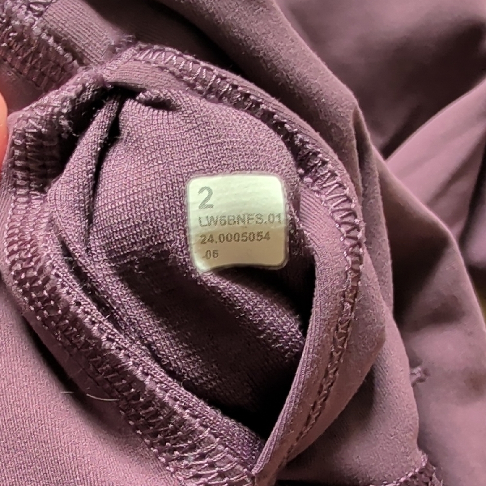 Lululemon Wunder Train High-Rise Crop in Grape Thistle EUC - Picture 7 of 7